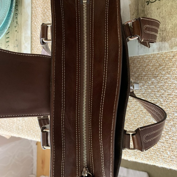 Vintage Coach Satchel Like New Condition - Picture 5 of 7